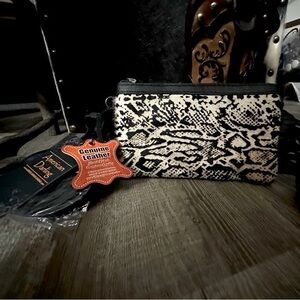 American Darling NWT Hair on Hide Snake Print! Small Cross body/wristlet